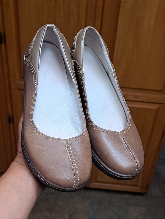 L.L. Bean Shoes - L.L.Bean Leather Split Toe Slip-On Wedge Loafers Brown Comfort Shoes Size 7 W